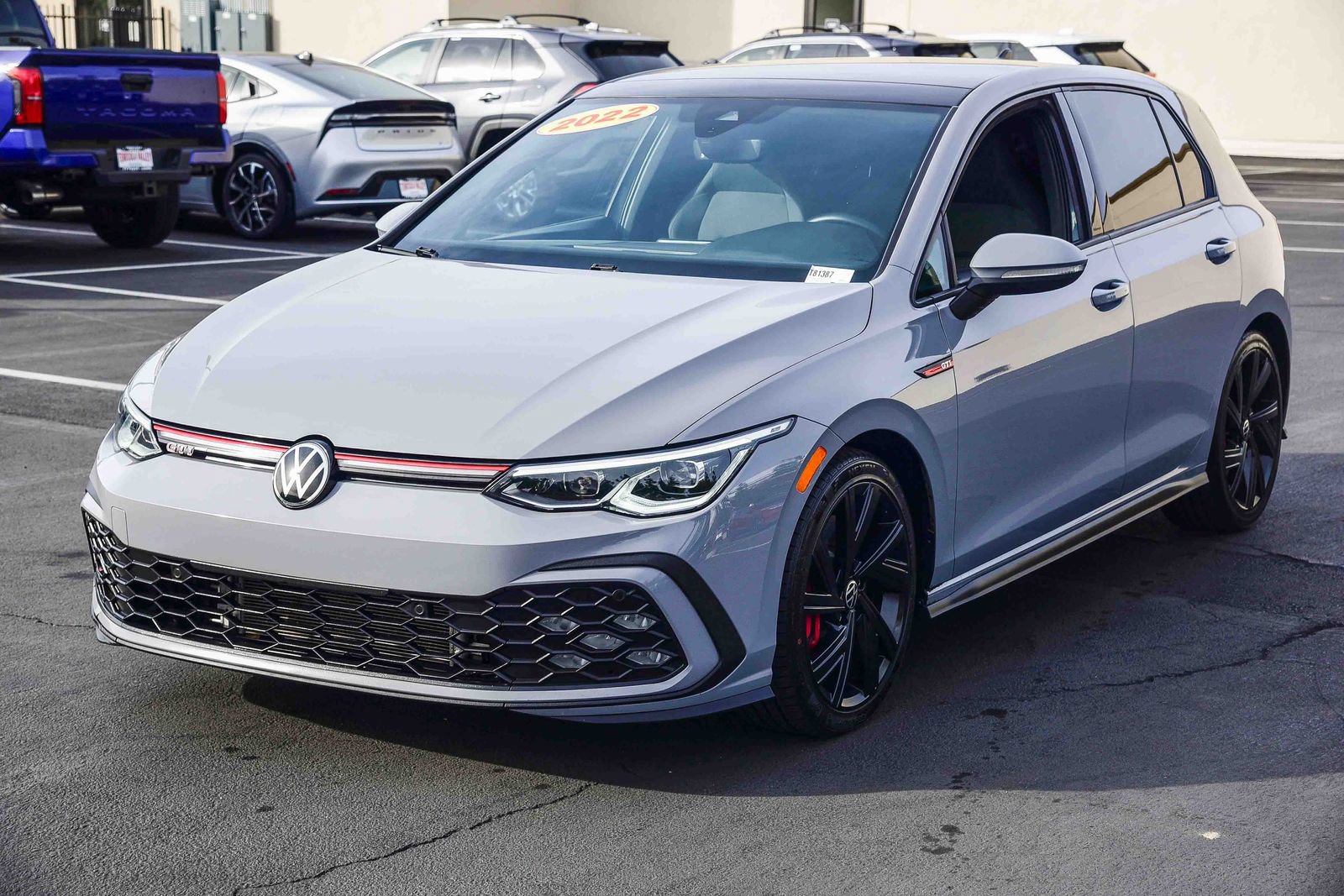 Used 2022 Volkswagen GTI SE image 3