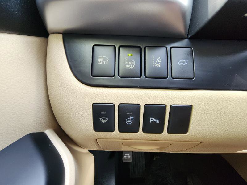 Used 2015 Toyota Highlander Limited Platinum image 13