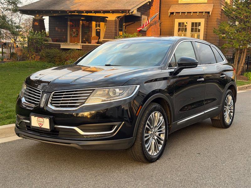 Used 2017 Lincoln MKX Reserve w/ Lincoln MKX Climate Package image 3