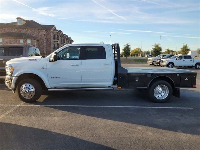 Used 2024 RAM 4500 Laramie image 3