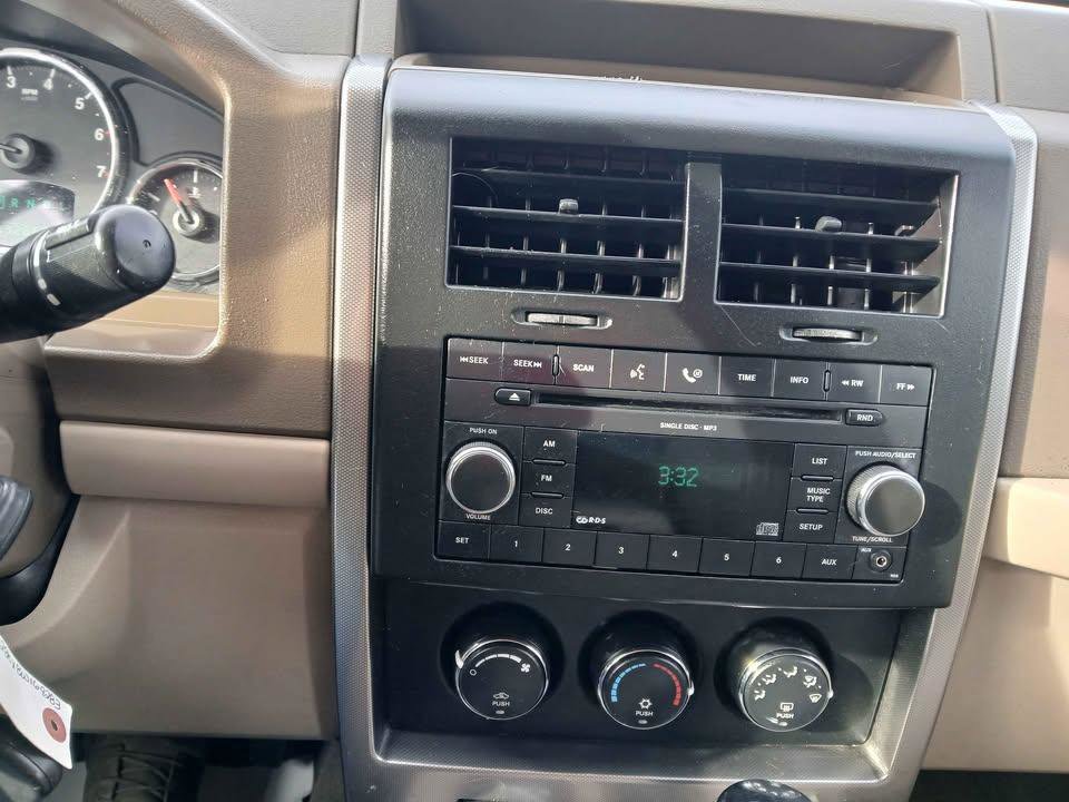 Used 2008 Jeep Liberty Sport w/ Popular Equipment Group image 9