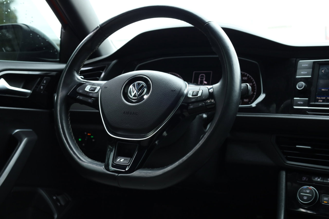 Used 2020 Volkswagen Jetta R-Line w/ R-Line Cold Weather Package image 8