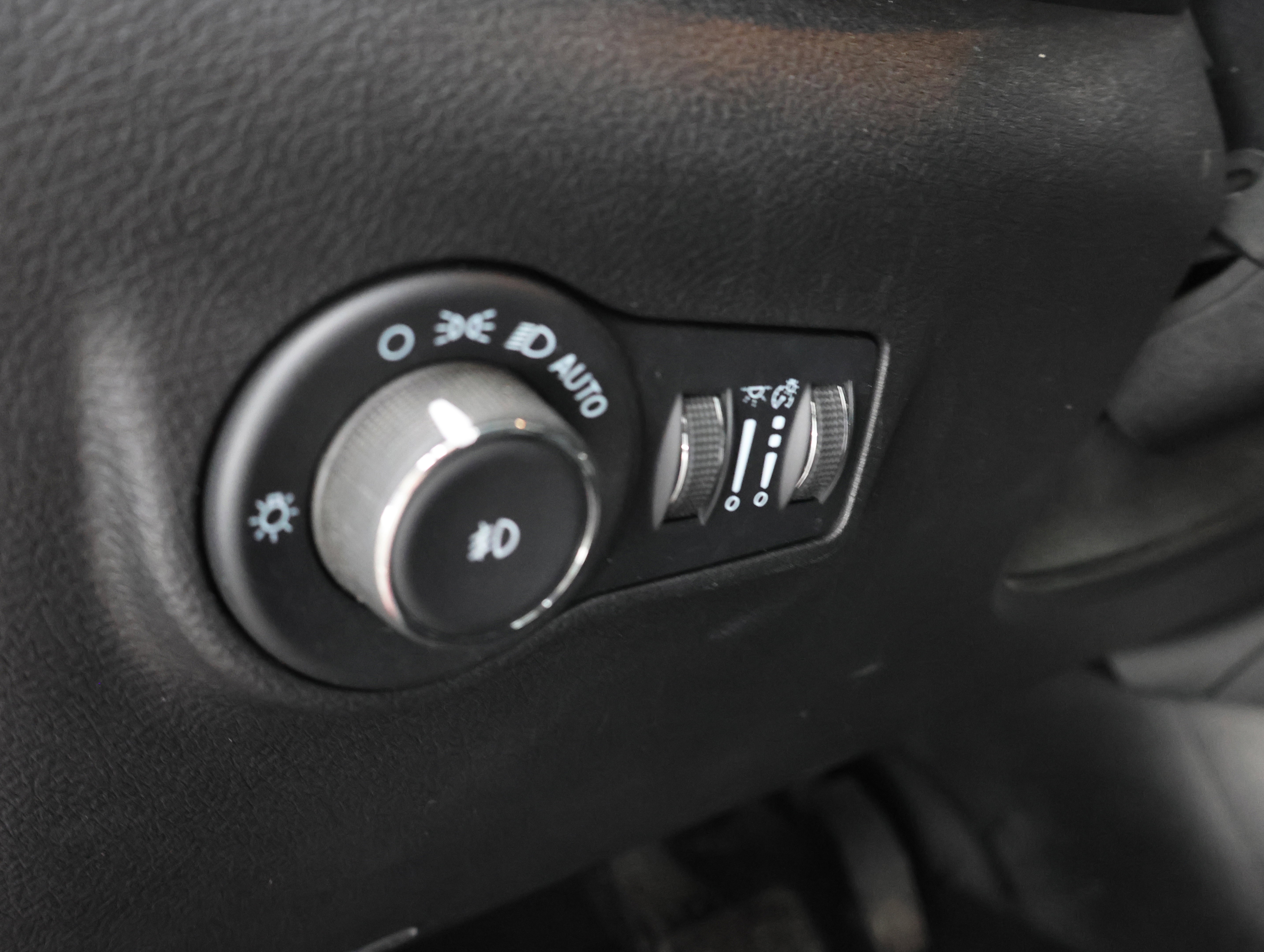 Used 2022 Jeep Compass Limited AWD/4WD image 41