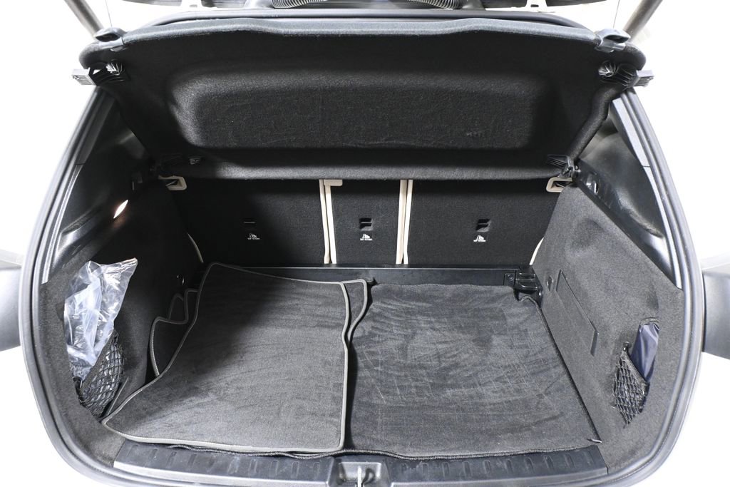 Used 2021 Mercedes-Benz GLA 250 4MATIC image 37