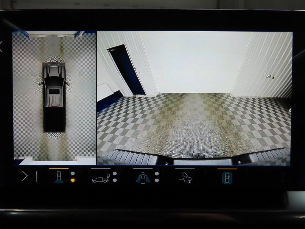 Used 2025 Chevrolet Silverado 2500 LTZ w/ Trail Boss Package image 19