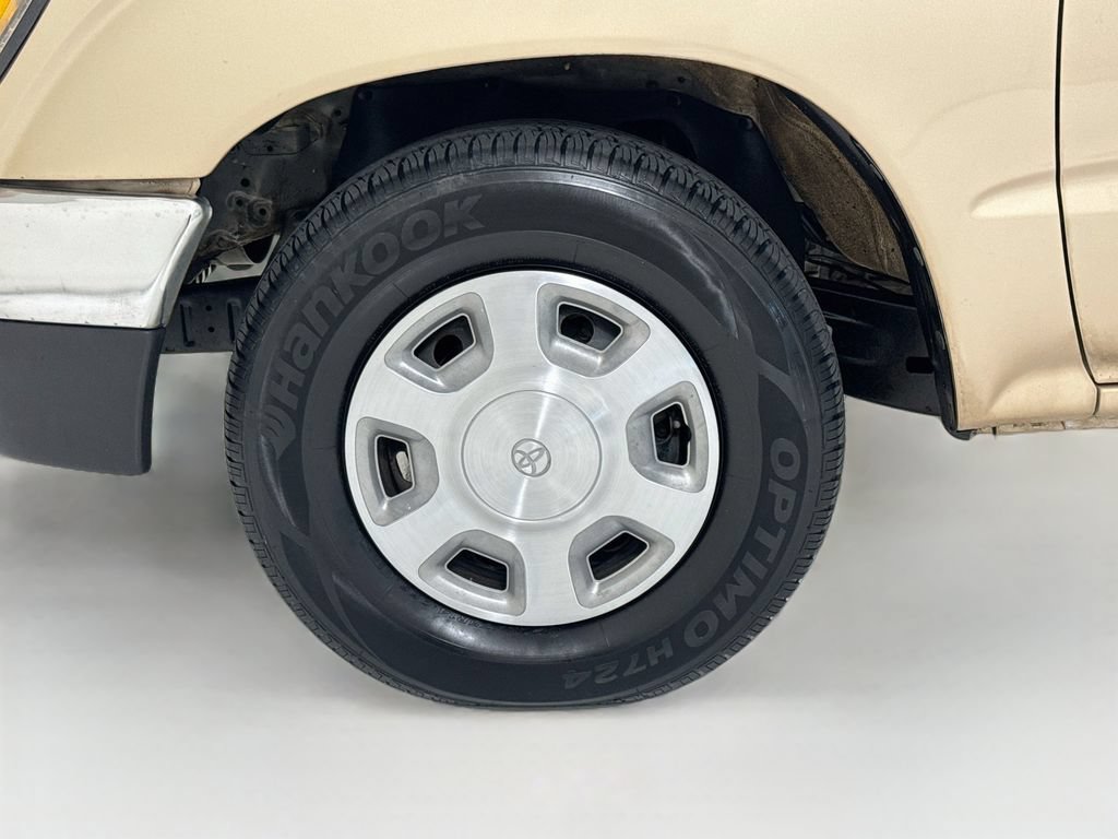Used 1997 Toyota Tacoma 2WD Regular Cab image 25