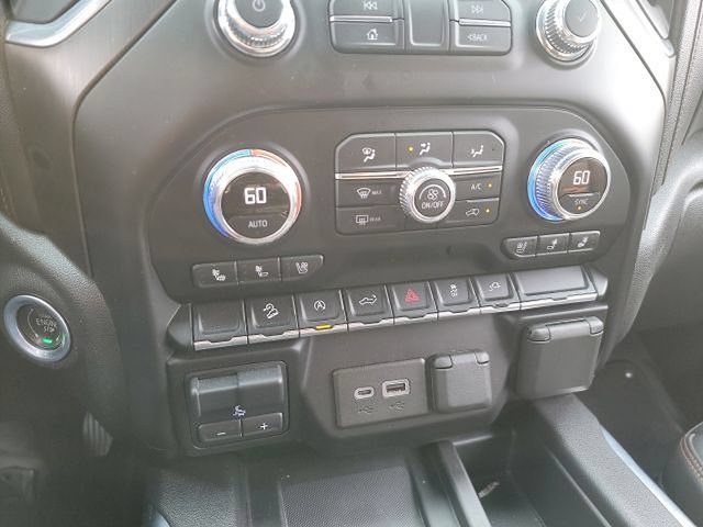 Used 2021 GMC Sierra 1500 AT4 w/ AT4 Preferred Package AWD/4WD image 14