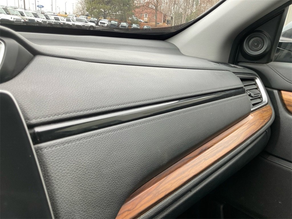 Used 2020 Honda CR-V Touring image 36