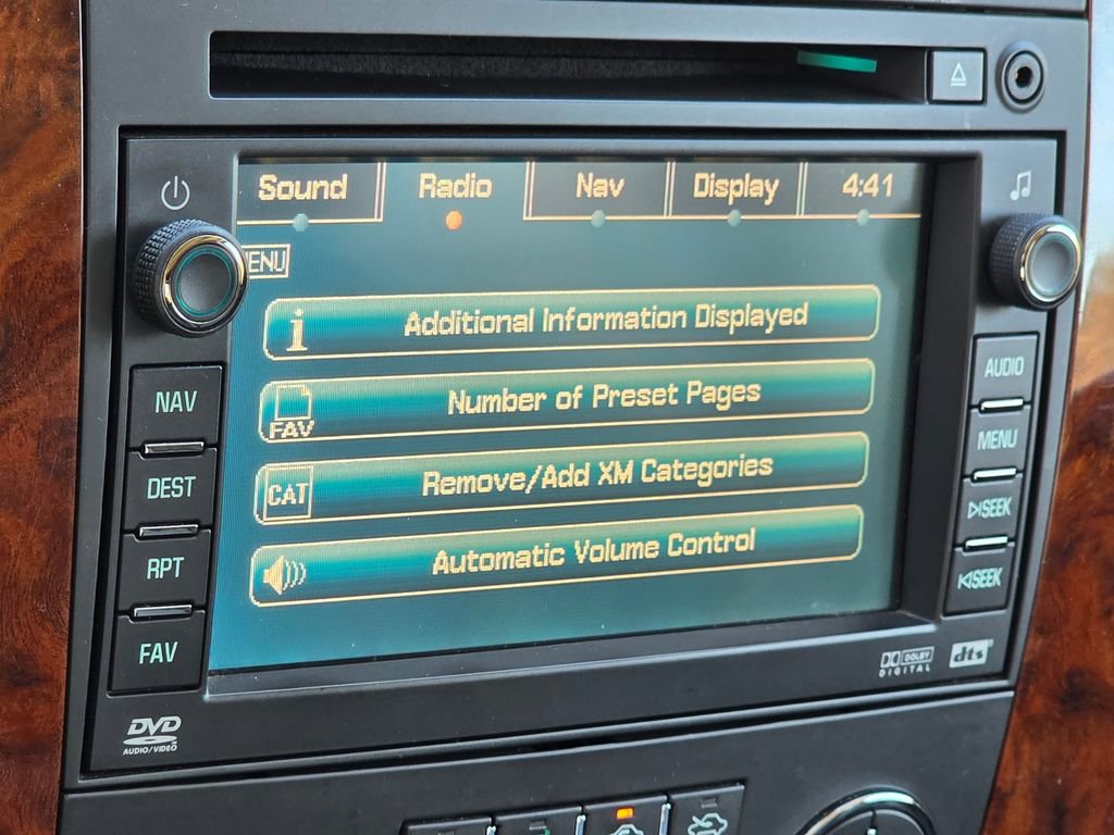 Used 2007 Chevrolet Avalanche LTZ w/ LTZ Preferred Equipment Group image 42