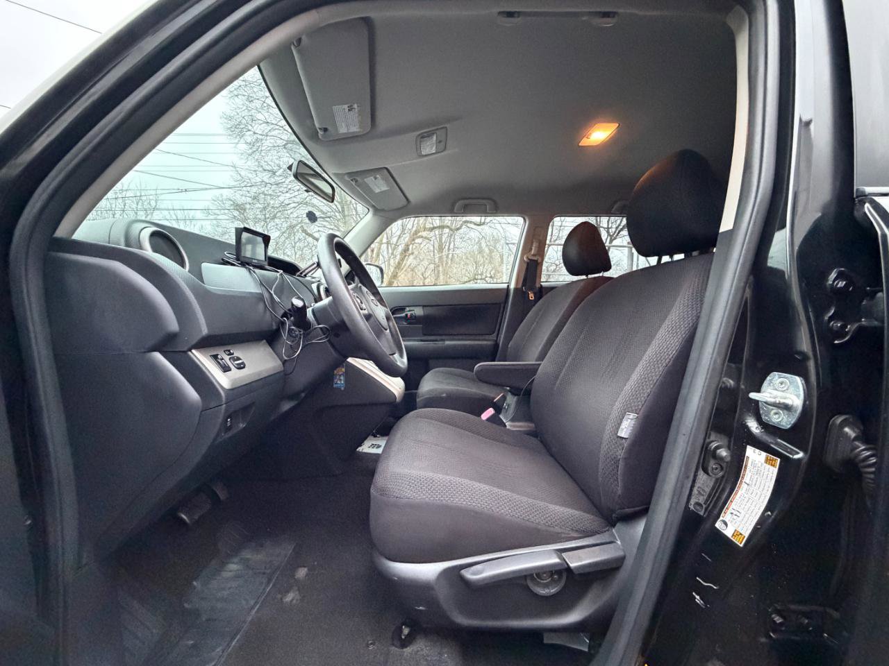 Used 2009 Scion xB image 21