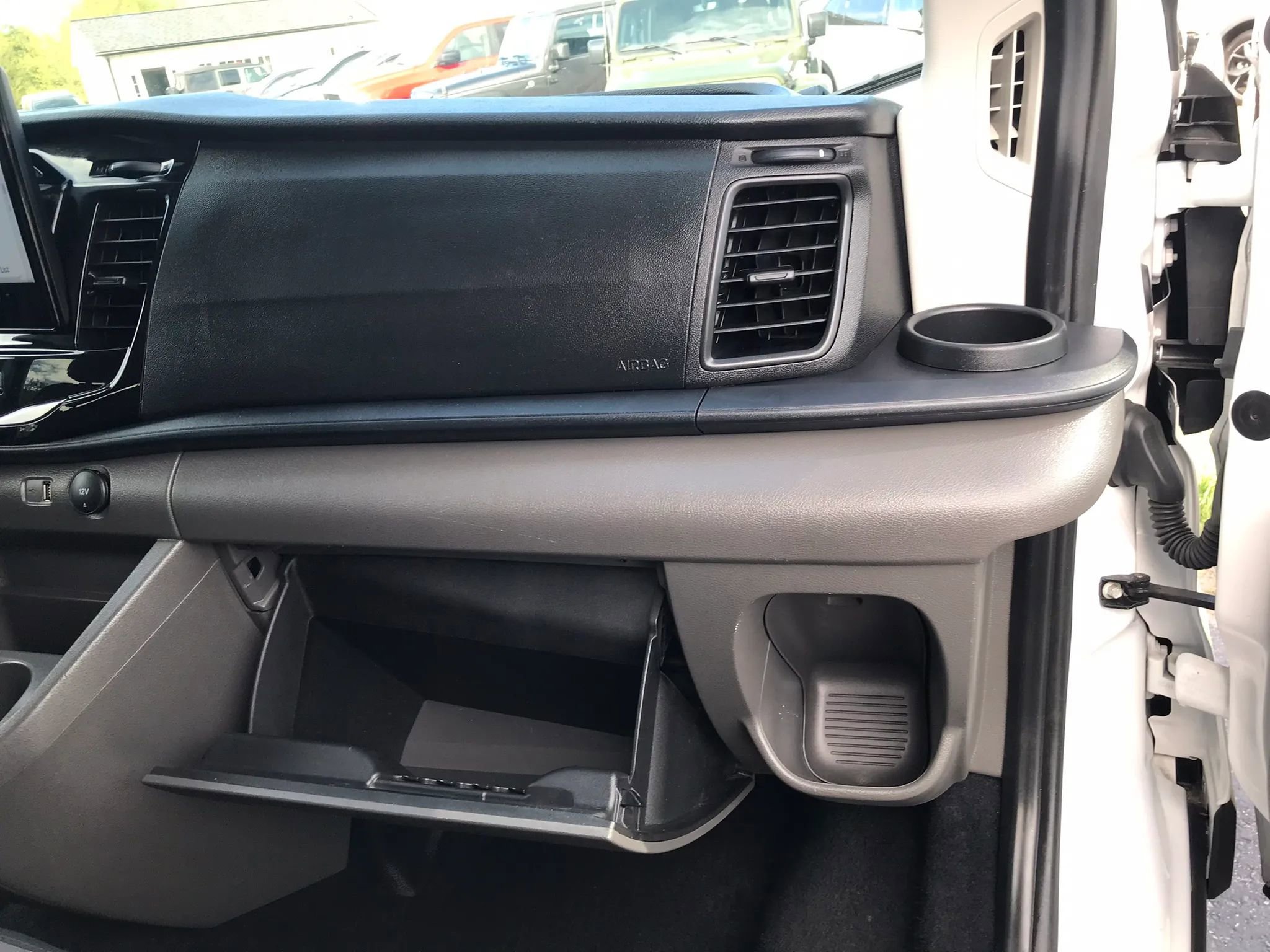 Used 2024 Ford Transit 350 XLT RWD image 39