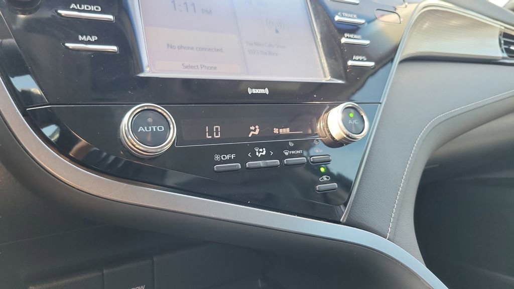 Certified 2020 Toyota Camry SE w/ Convenience Package image 19