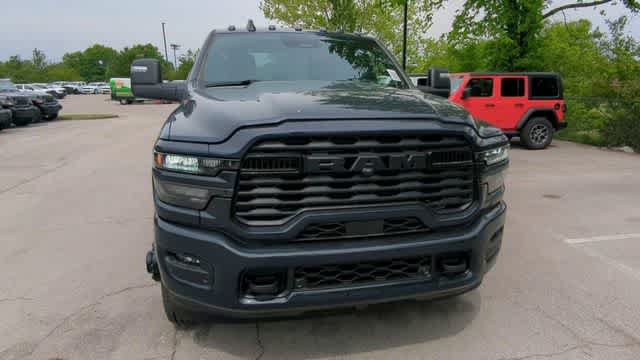 New 2026 RAM 3500 Big Horn AWD/4WD image 3