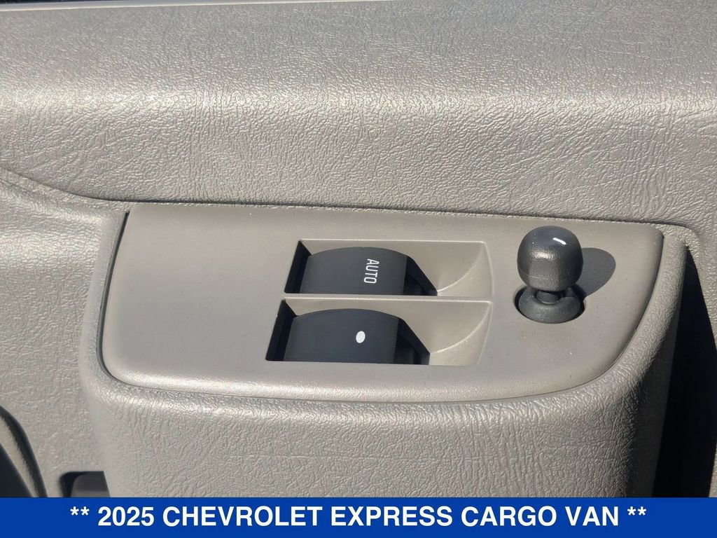 New 2025 Chevrolet Express 3500 Extended RWD image 13