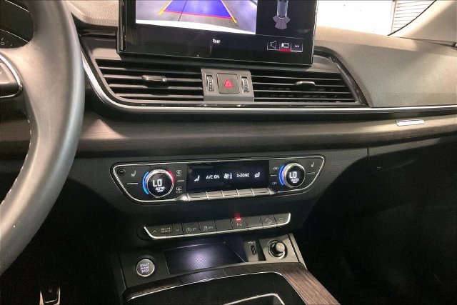 Certified 2024 Audi Q5 2.0T Premium AWD/4WD image 32