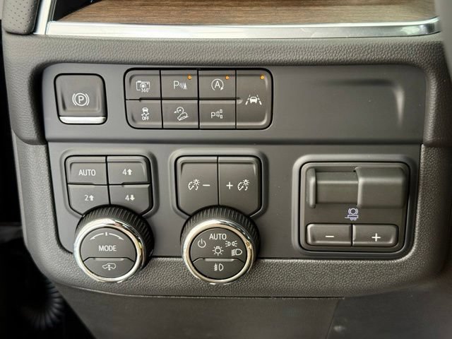 New 2026 Chevrolet Tahoe High Country AWD/4WD image 37