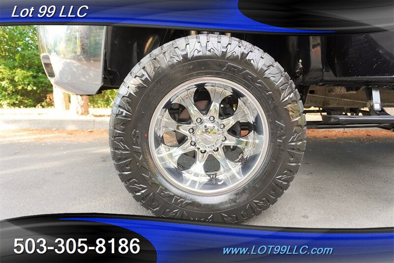 Used 2007 Chevrolet Silverado 2500 LTZ w/ Suspension Package, Off-Road AWD/4WD image 4