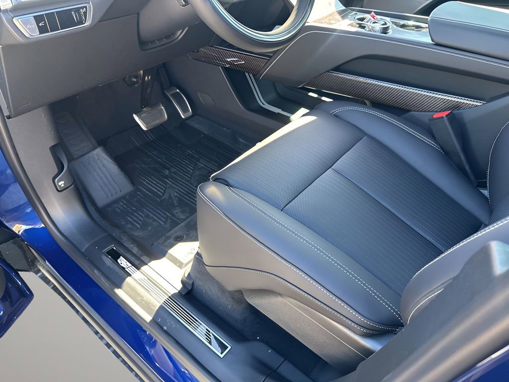 New 2026 Cadillac Vistiq Sport w/ LPO, Floor Liner Package image 28