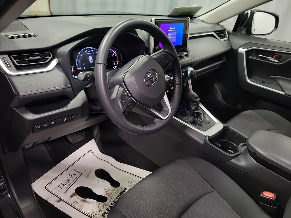 Used 2023 Toyota RAV4 XLE image 13