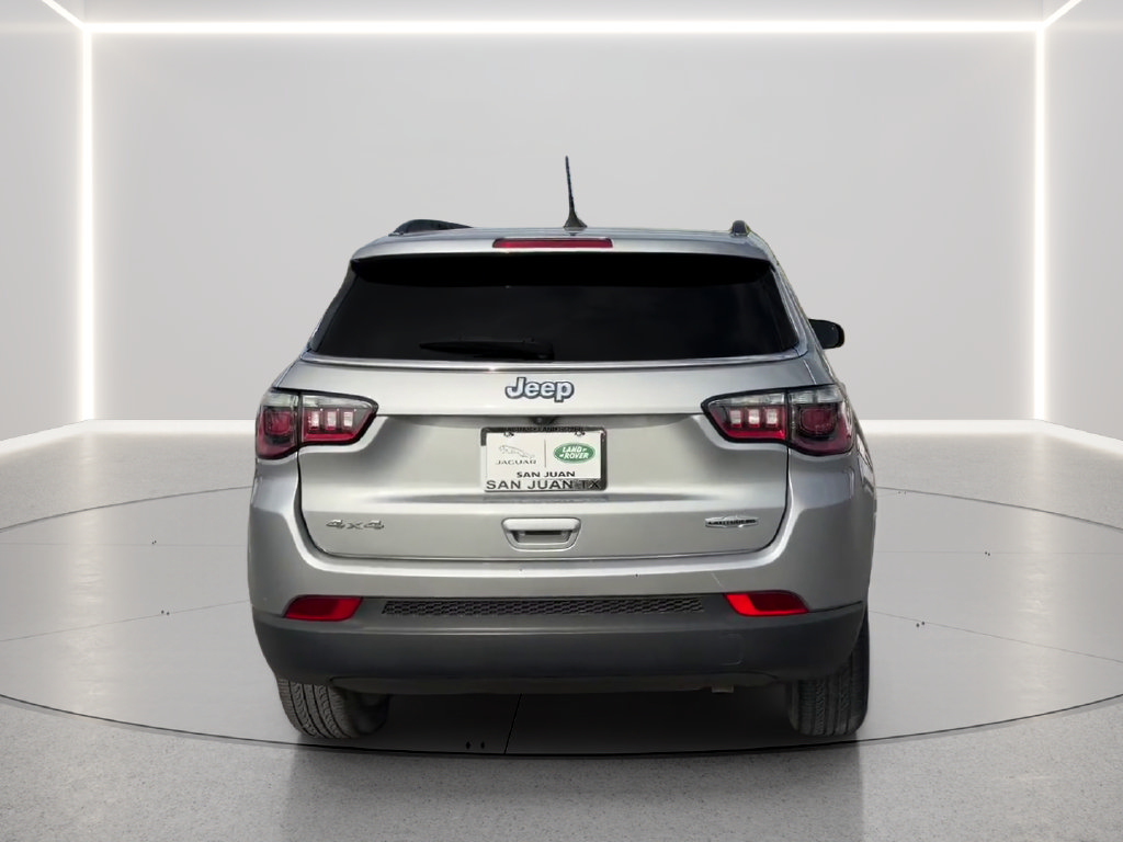 Used 2022 Jeep Compass Latitude AWD/4WD image 6
