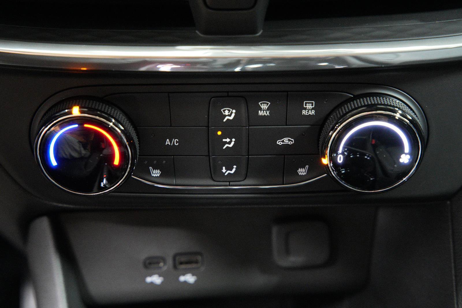 New 2026 Buick Encore GX Preferred w/ Comfort Package image 36