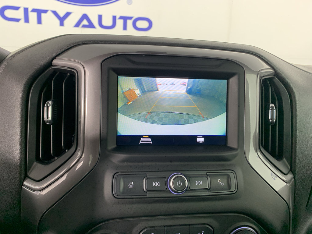 Used 2019 Chevrolet Silverado 1500 Custom w/ Custom Value Package AWD/4WD image 24