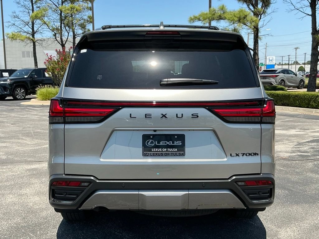 New 2026 Lexus LX 700h Luxury AWD/4WD image 4