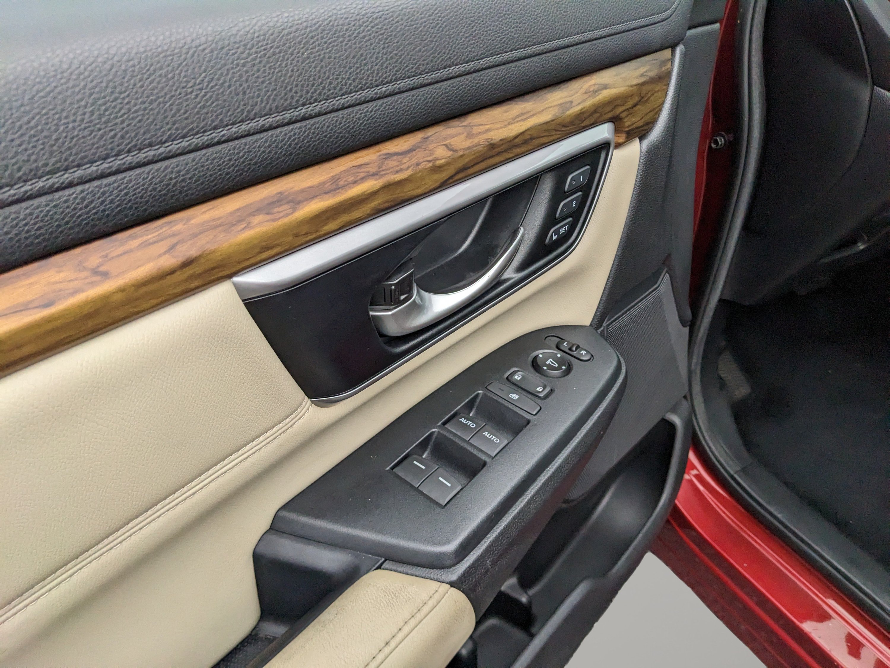 Used 2018 Honda CR-V EX-L image 21