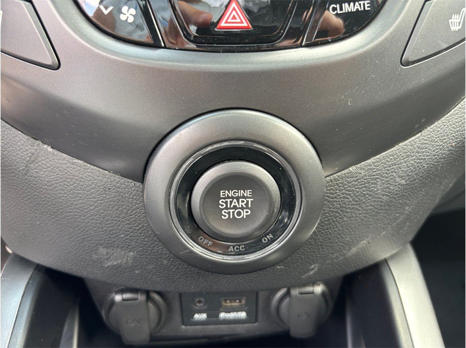 Used 2014 Hyundai Veloster Turbo w/ Turbo Technology Package 04 FWD image 23