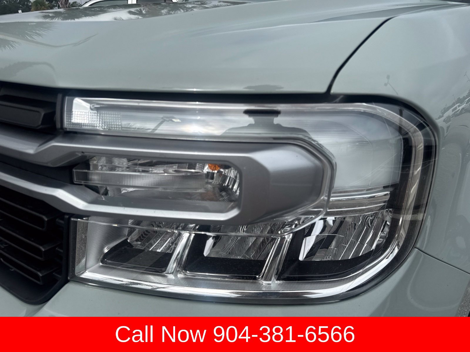 Used 2023 Ford Maverick Lariat FWD image 12