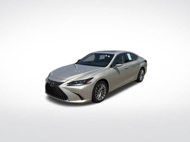 Used 2022 Lexus ES 300h Ultra Luxury w/ Accessory Package 2 FWD image 7