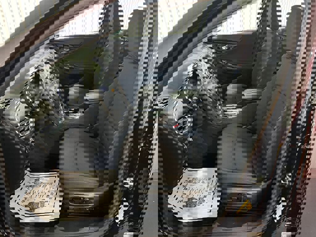 Used 2020 Chevrolet Malibu LT image 5