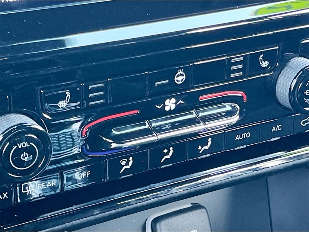 Certified 2023 Jeep Grand Cherokee L Laredo image 19