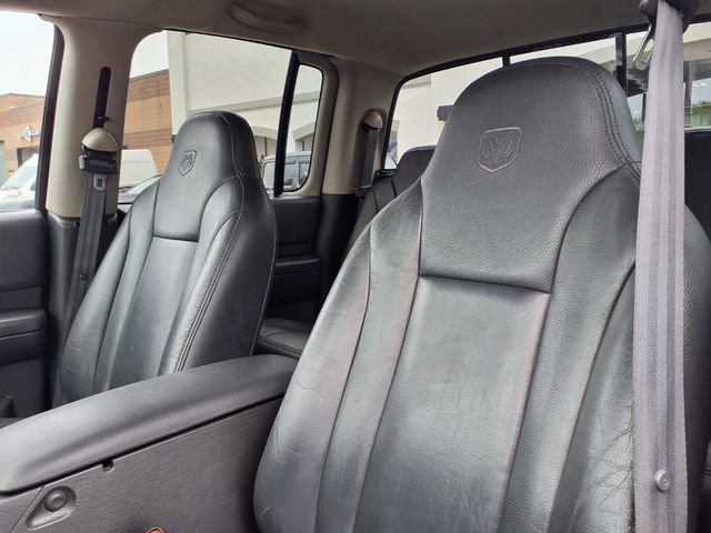 Used 2004 Dodge Dakota SLT w/ Leather Interior Group AWD/4WD image 18