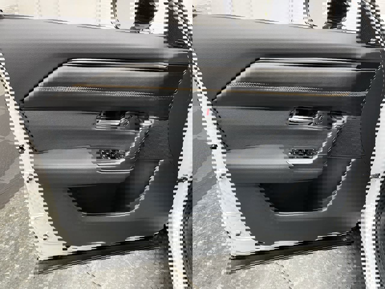 New 2025 MAZDA CX-50 AWD 2.5 Hybrid w/ Weather Package image 6