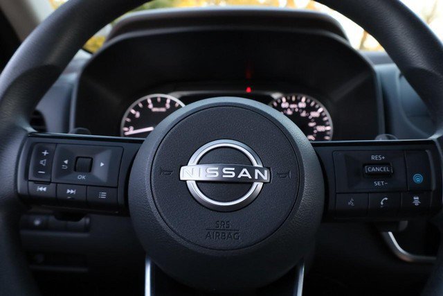 Certified 2023 Nissan Rogue SV AWD/4WD image 9