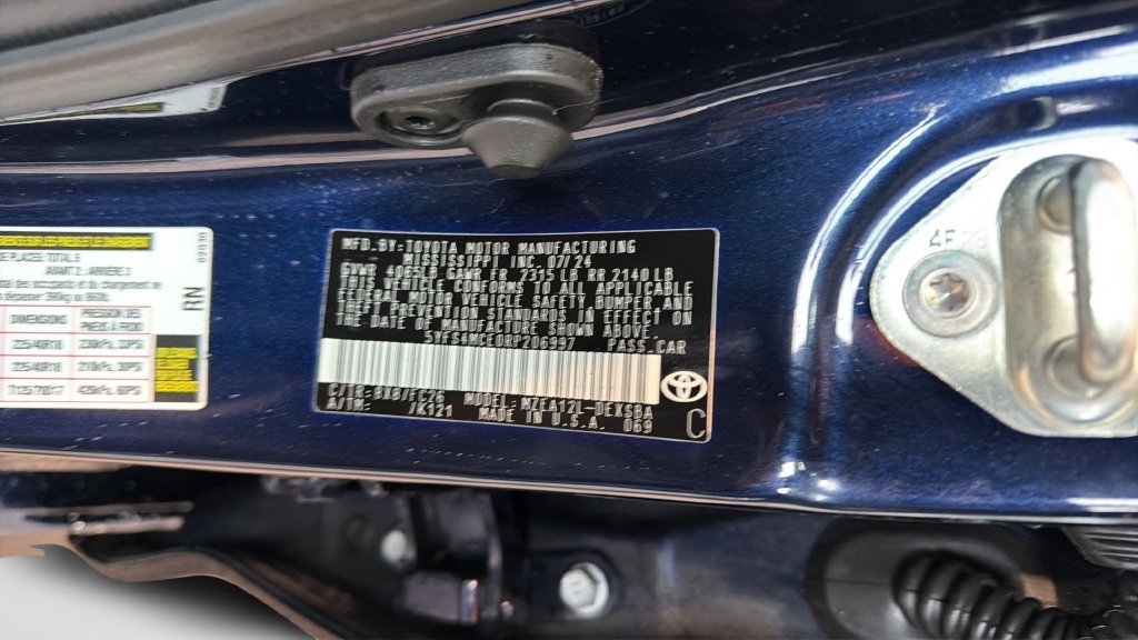 Used 2024 Toyota Corolla SE FWD image 38
