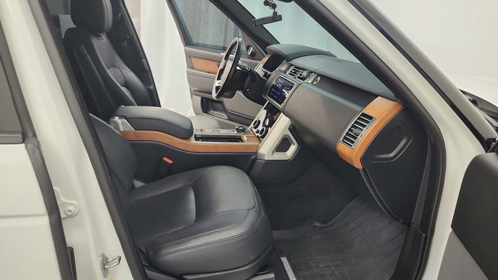 Used 2019 Land Rover Range Rover Supercharged AWD/4WD image 25