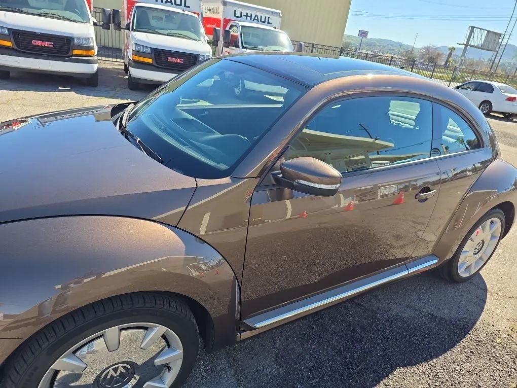 Used 2013 Volkswagen Beetle 2.5 image 45