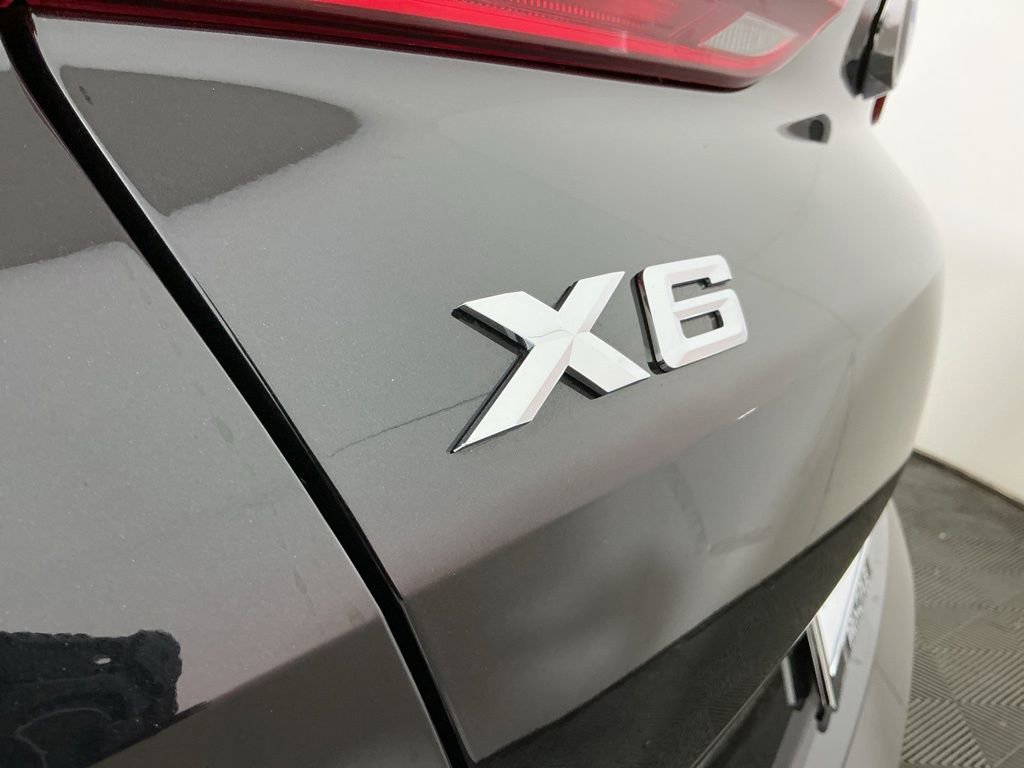 Certified 2024 BMW X6 xDrive40i w/ Parking Assistance Package AWD/4WD image 31