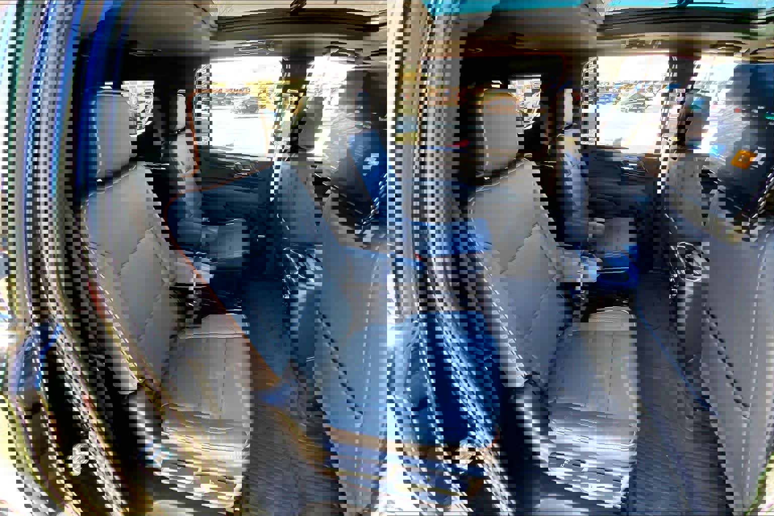 Used 2025 GMC Yukon XL AT4 w/ AT4 Premium Plus Package image 20