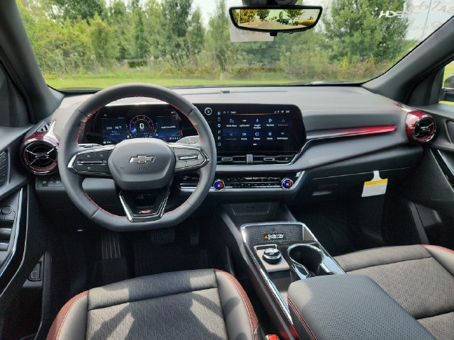 New 2027 Chevrolet Equinox RS w/ Safety and Technology Package FWD image 21