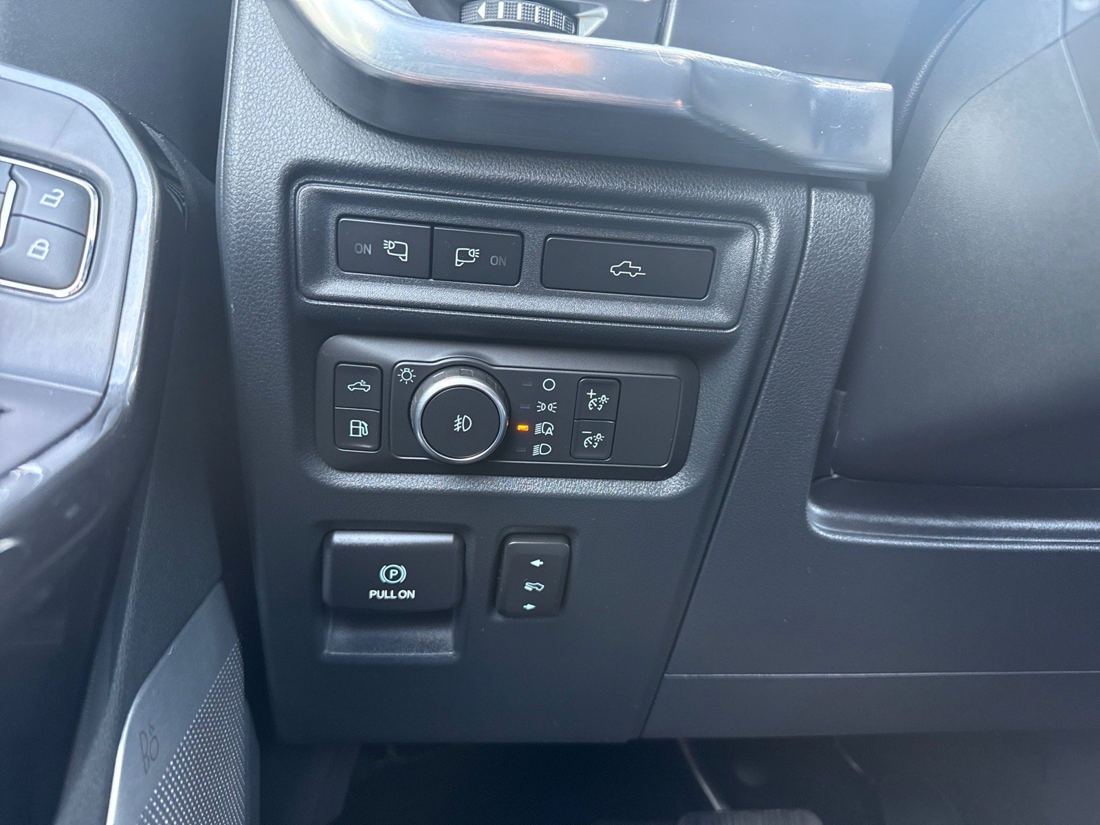 Used 2021 Ford F150 Lariat w/ Equipment Group 502A High AWD/4WD image 22