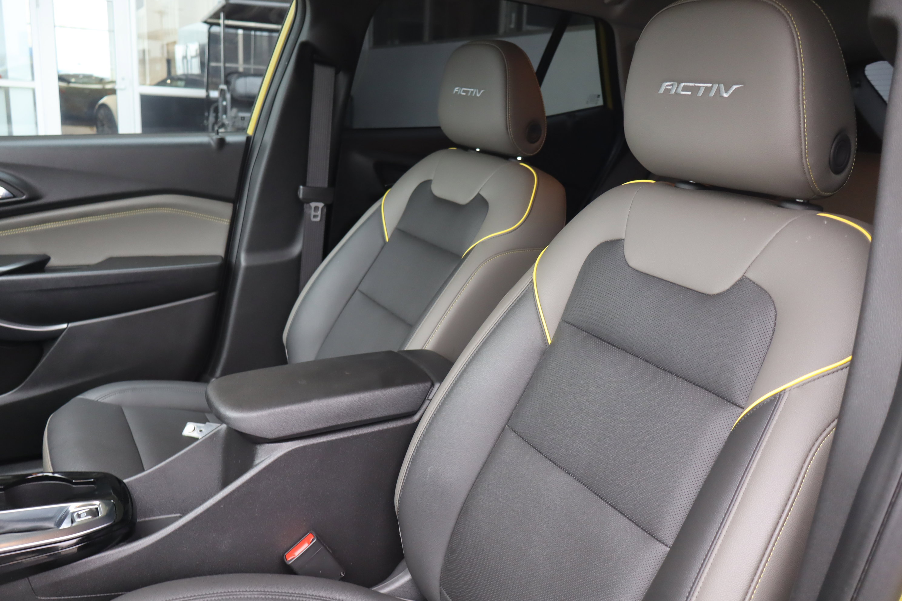 Certified 2024 Chevrolet Trax ACTIV w/ Sunroof Package image 18