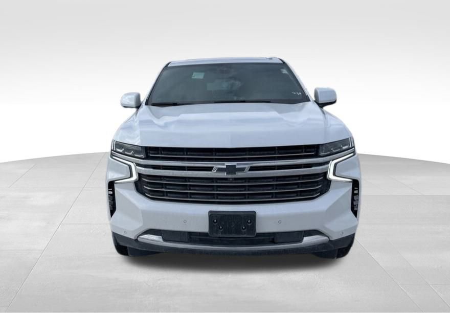 Used 2022 Chevrolet Suburban LT w/ LT Signature Plus Package image 3