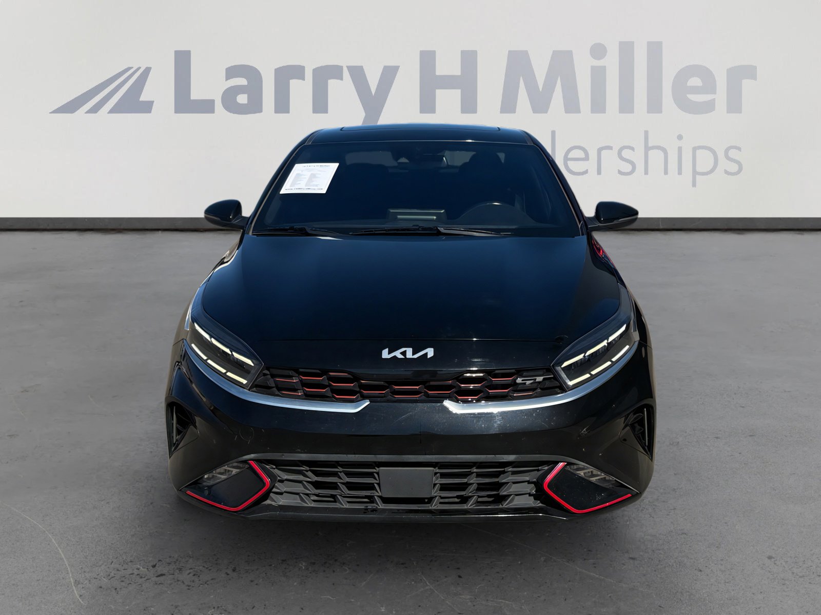 Used 2023 Kia Forte GT w/ GT2 Package image 8