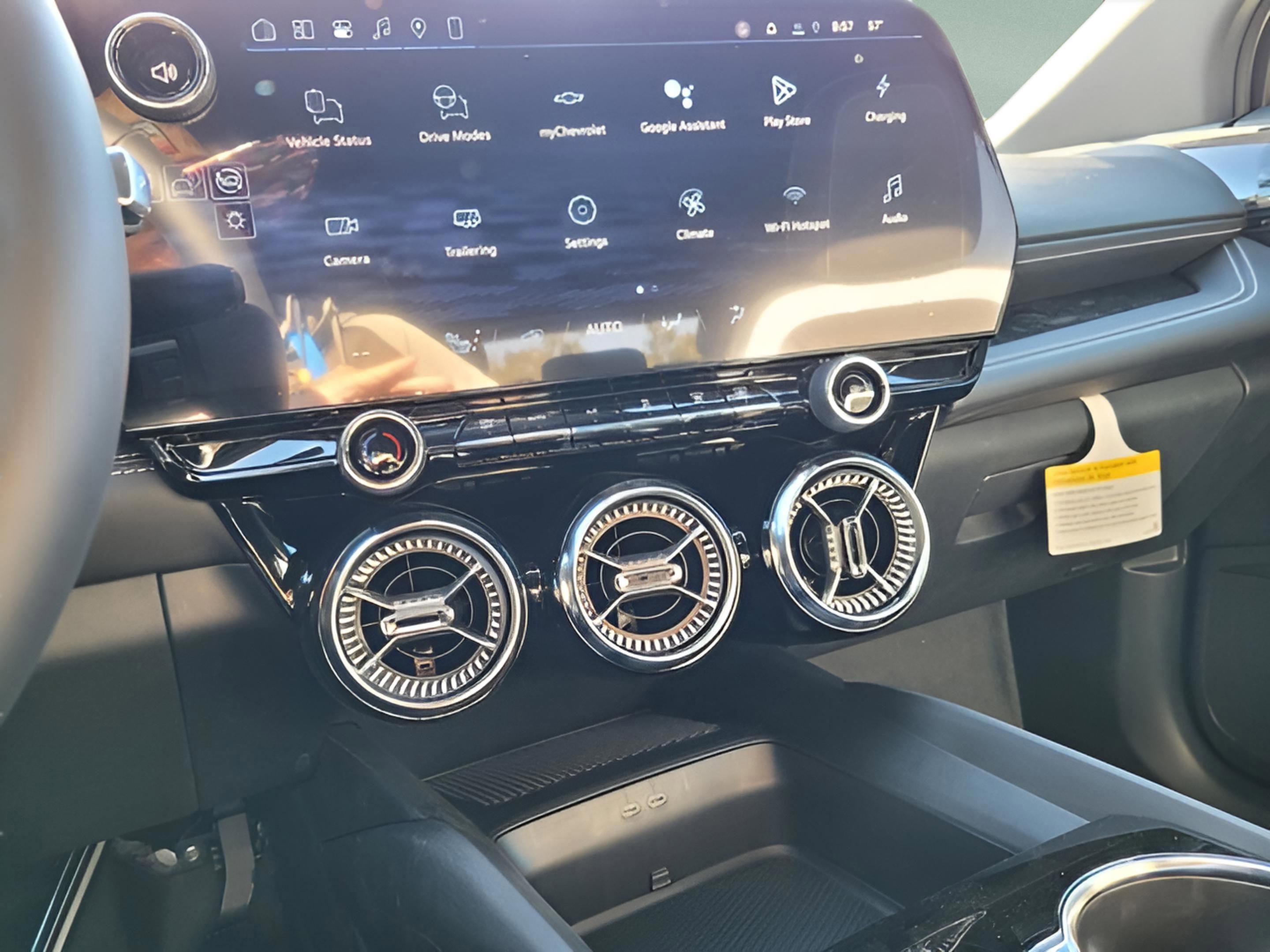 New 2026 Chevrolet Blazer EV LT image 24