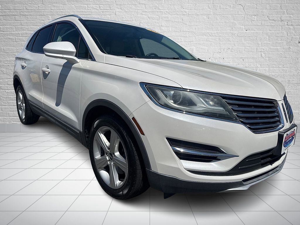 Used 2018 Lincoln MKC Premiere FWD image 3