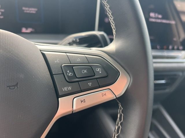 Certified 2025 Volkswagen Tiguan S image 13