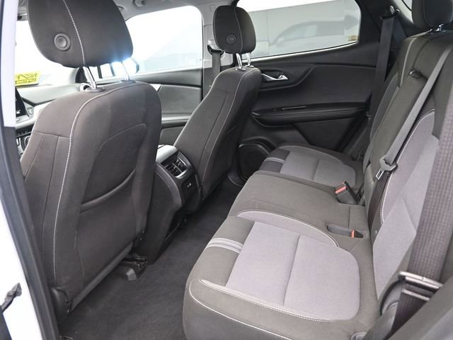 Used 2025 Chevrolet Blazer LT image 16